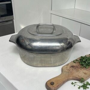 Wagner Ware Sidney 0 Magnalite 4265P Cast Aluminum 8 Quart Dutch Oven Roaster